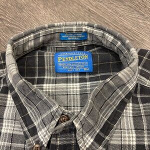 (STAINS) Pendleton 100% Cotton Plaid Flannel Shirt, Men's XL, Gray and Black